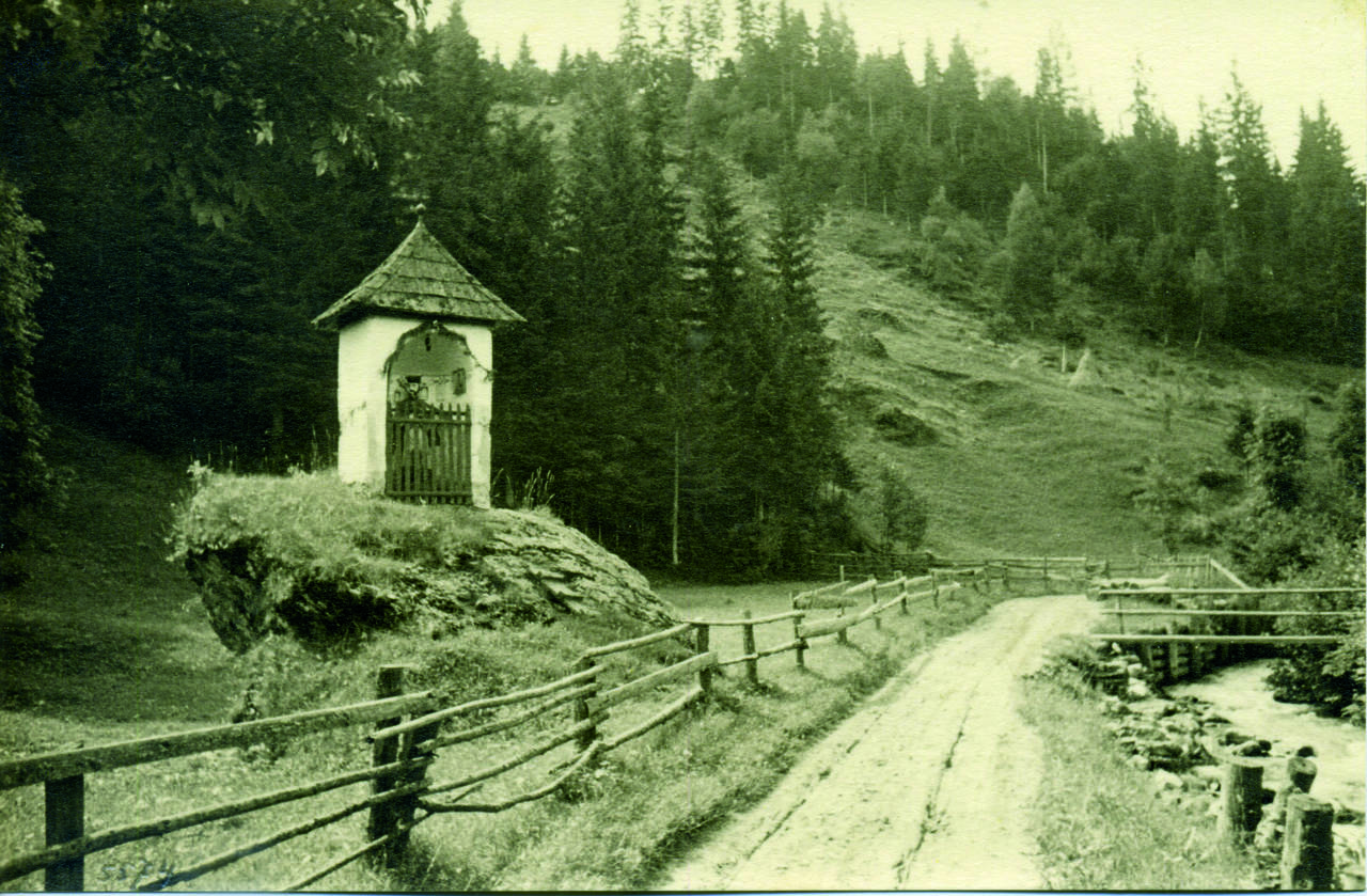 Johannes-Bildstock, Sagen, Vellach, Wegkreuz