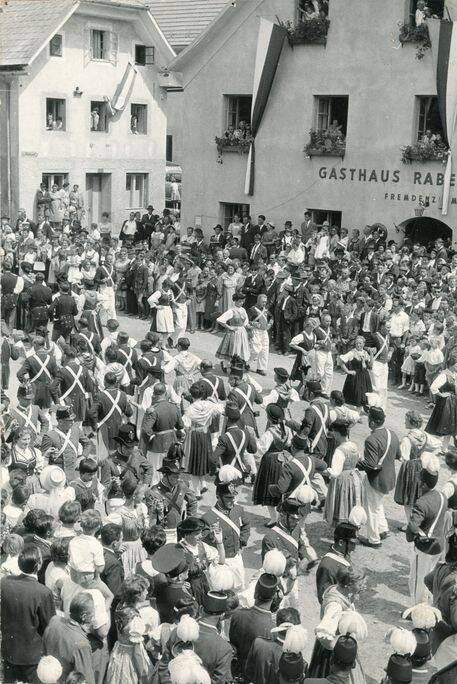 Auftanz, In den 60iger Jahren, Landersschützentreffen, Marktplatz, Metnitz, Metnitzer Schützen, Schützen
